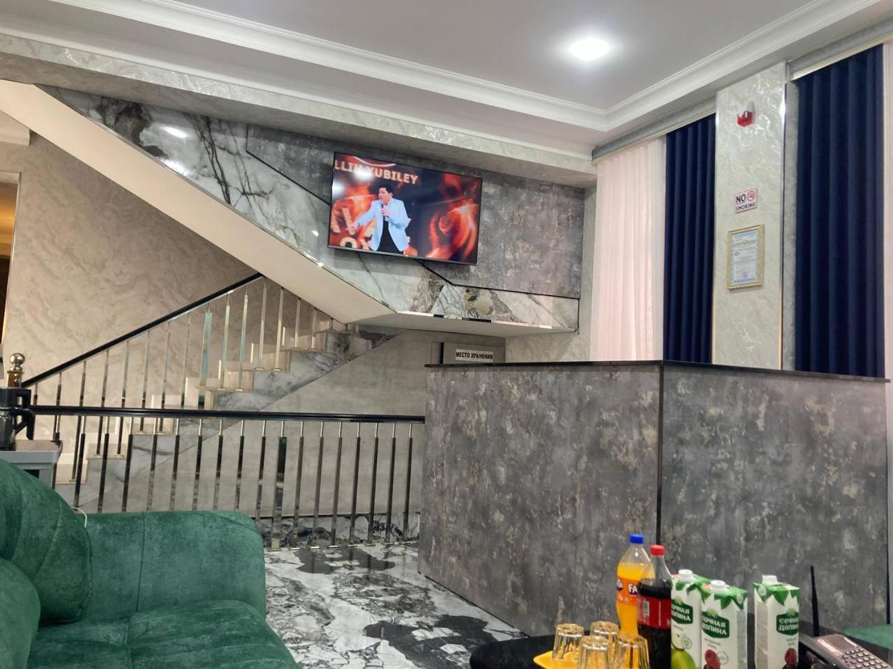 בוקורו Zehra Hotel מראה חיצוני תמונה
