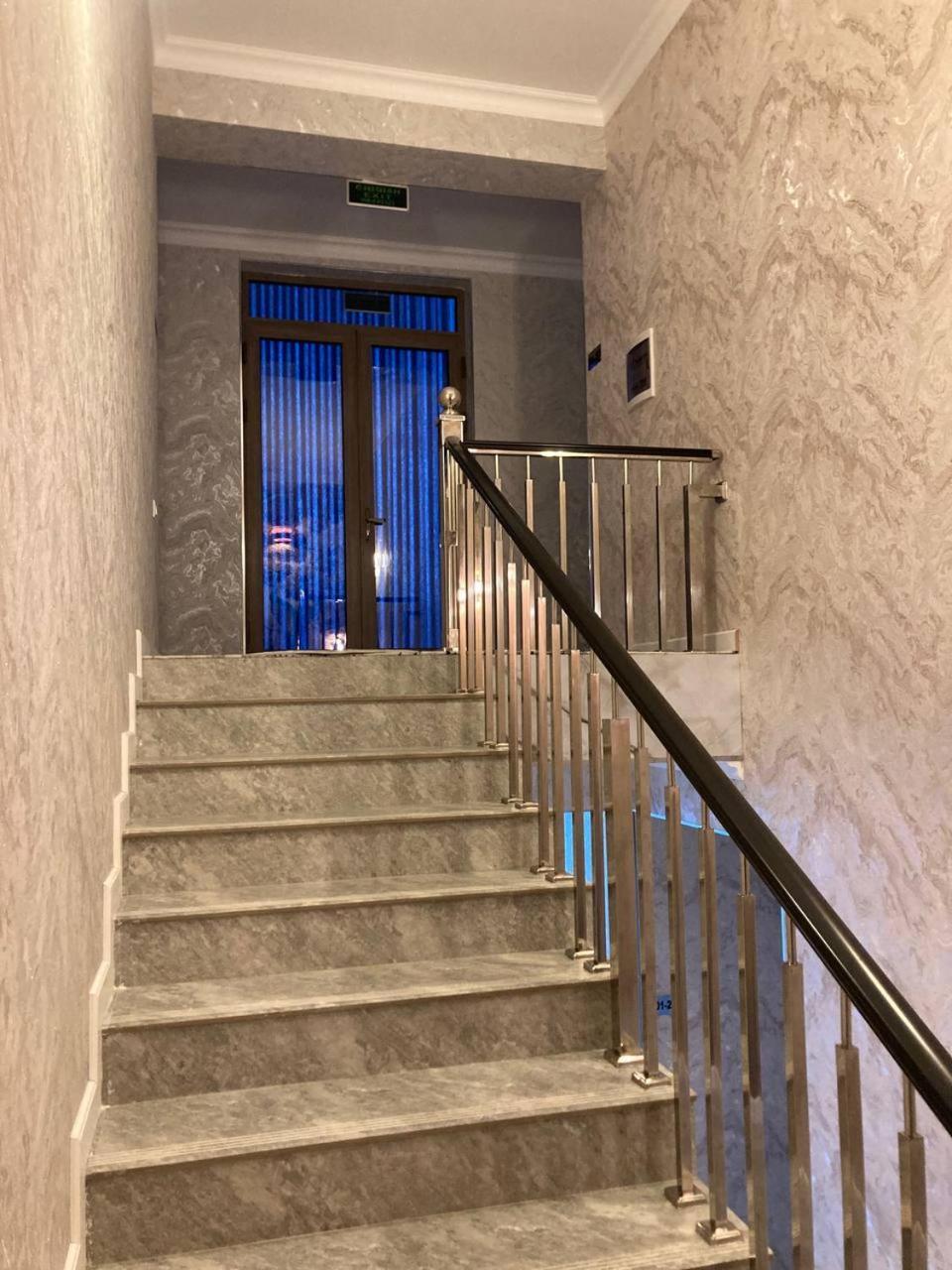 בוקורו Zehra Hotel מראה חיצוני תמונה