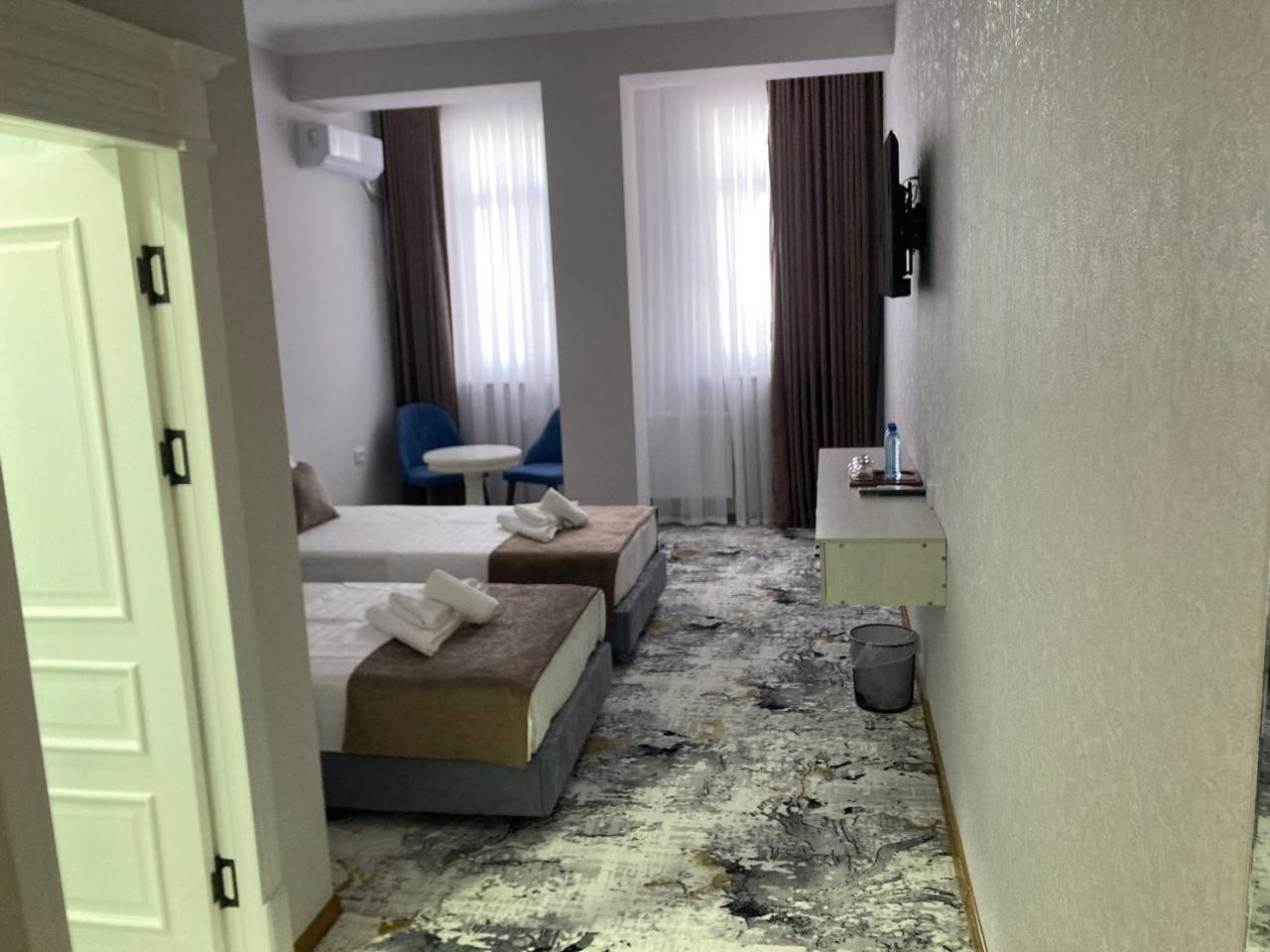 בוקורו Zehra Hotel מראה חיצוני תמונה