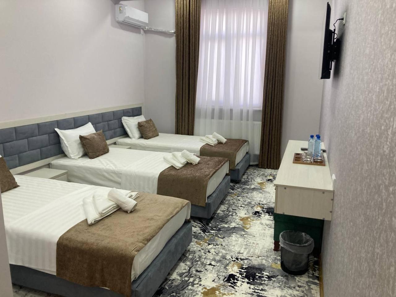 בוקורו Zehra Hotel מראה חיצוני תמונה