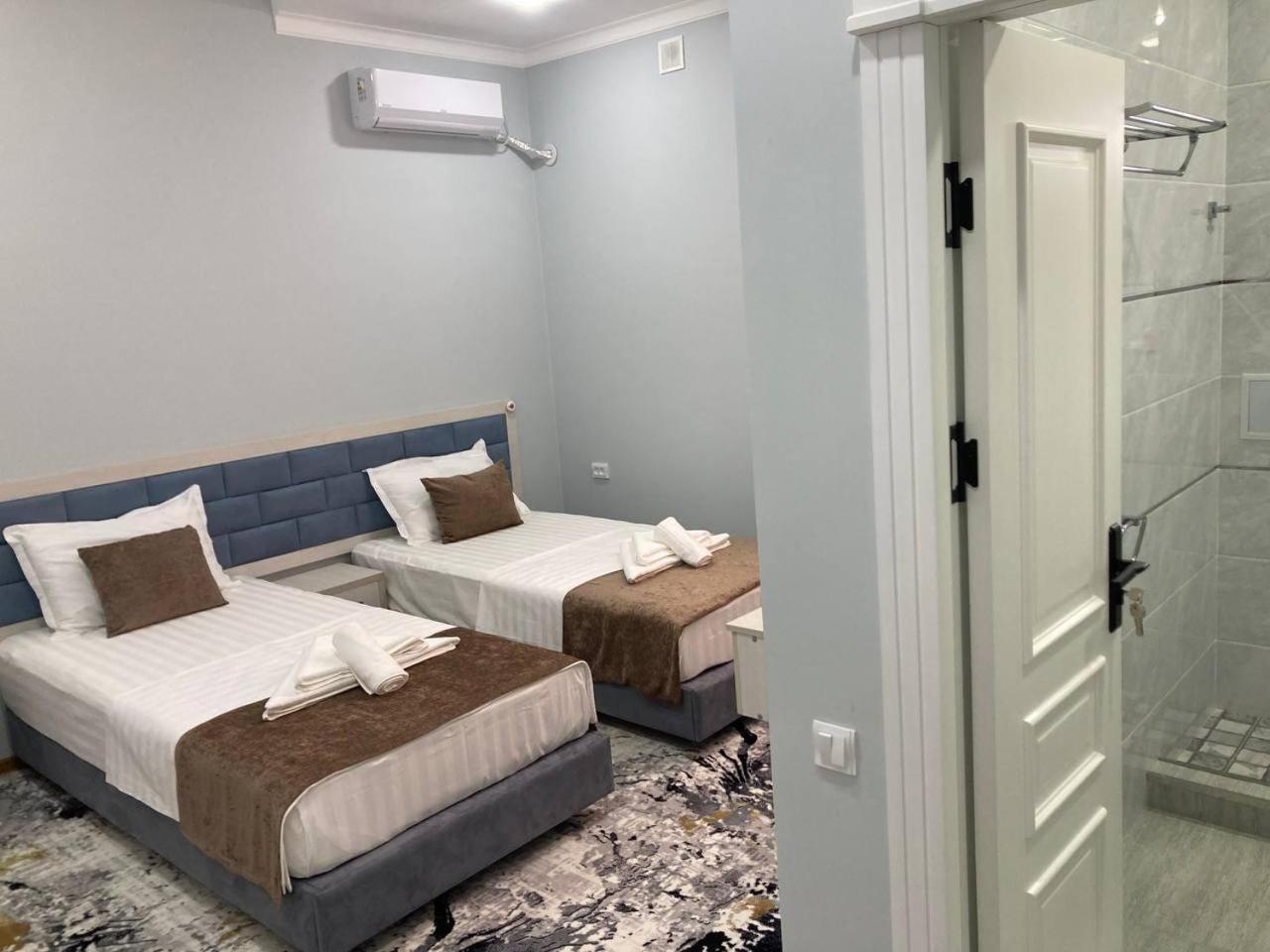 בוקורו Zehra Hotel מראה חיצוני תמונה